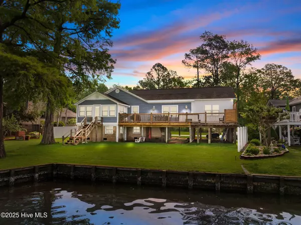 109 Edgewater Beach RD, Washington, NC 27889