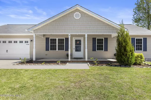 Hubert, NC 28539,217 Michel CT
