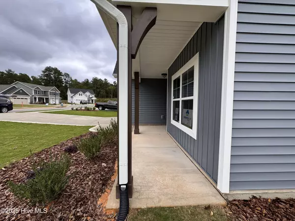 Aberdeen, NC 28315,274 Rough Ridge TRL #33