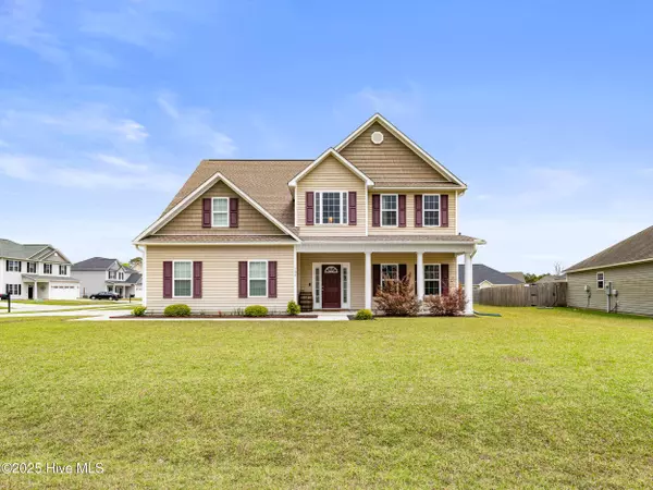 704 Kiwi Stone CIR, Jacksonville, NC 28546