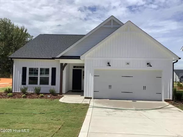 506 Grassy Gap TRL #70, Aberdeen, NC 28315