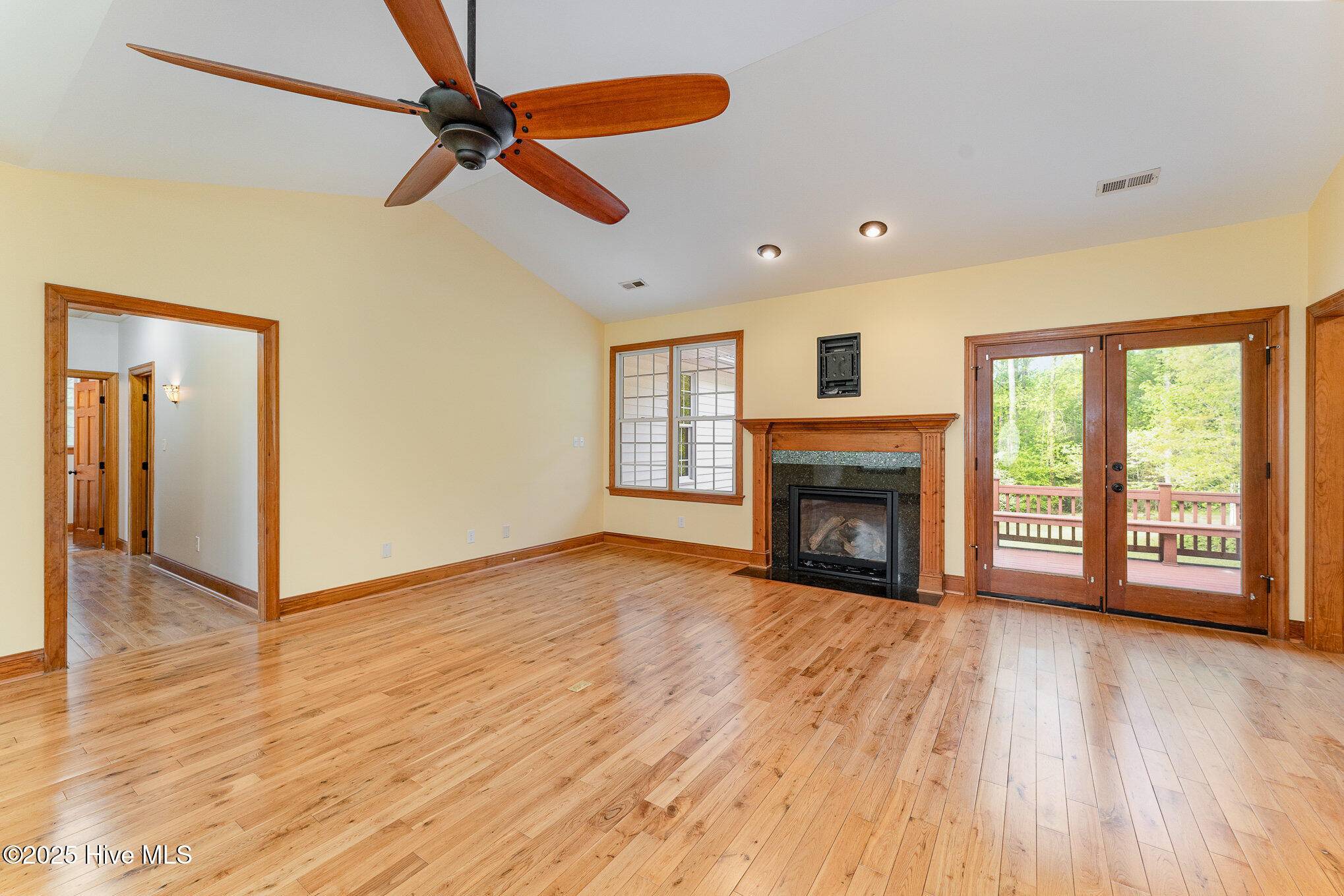 Benson, NC 27504,317 William DR