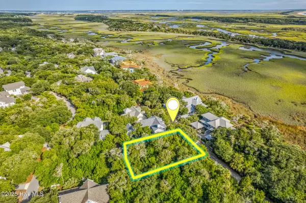 Bald Head Island, NC 28461,606 Currituck WAY
