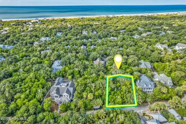 Bald Head Island, NC 28461,606 Currituck WAY