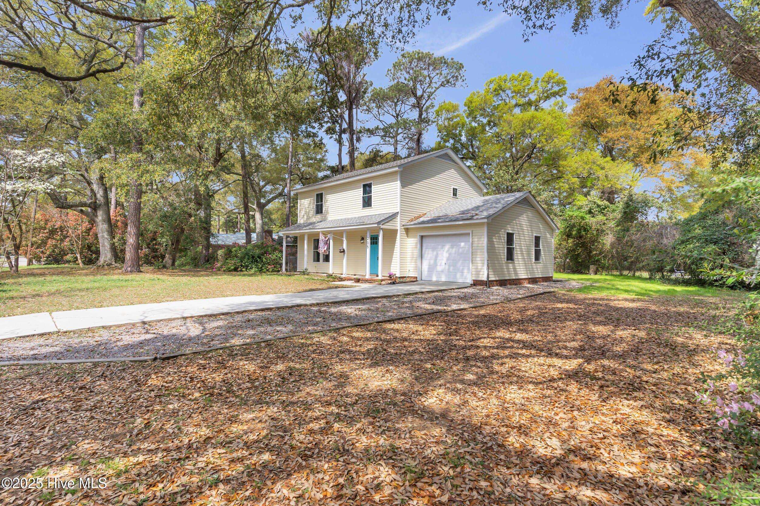 Wilmington, NC 28409,205 Hickory Knoll RD