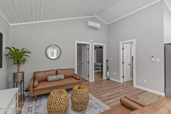 Swansboro, NC 28584,206 Long Pond LOOP