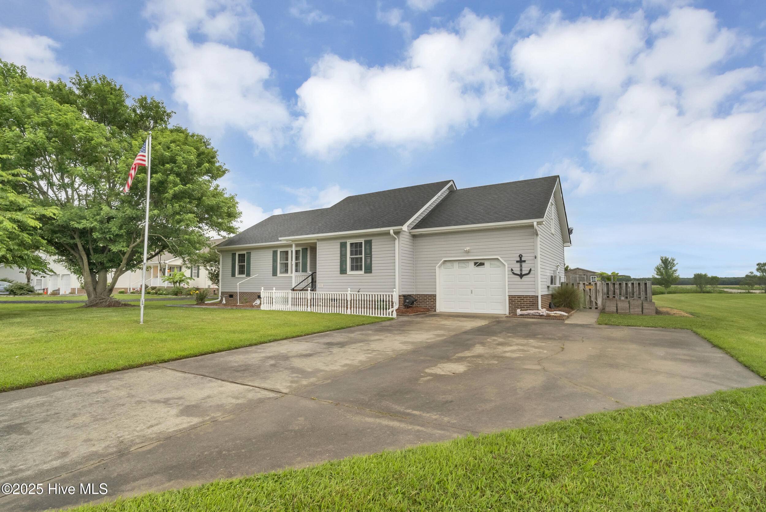 Elizabeth City, NC 27909,506 Everett DR