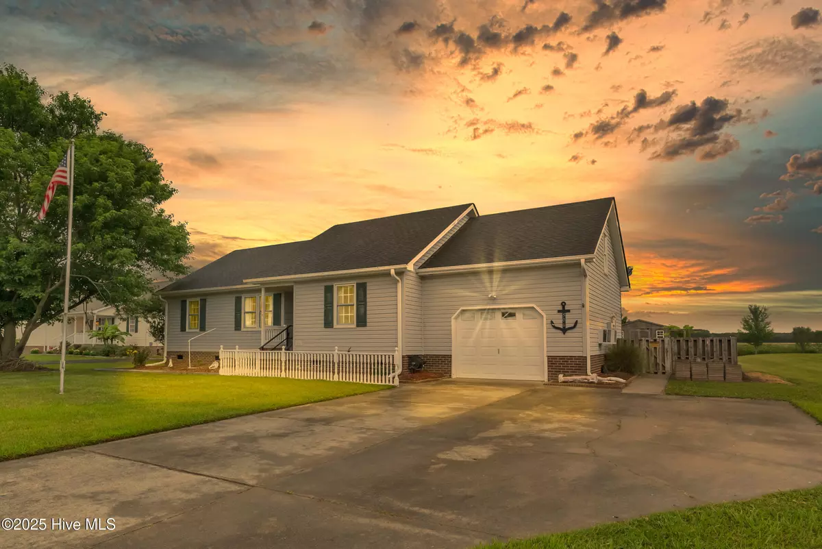 Elizabeth City, NC 27909,506 Everett DR
