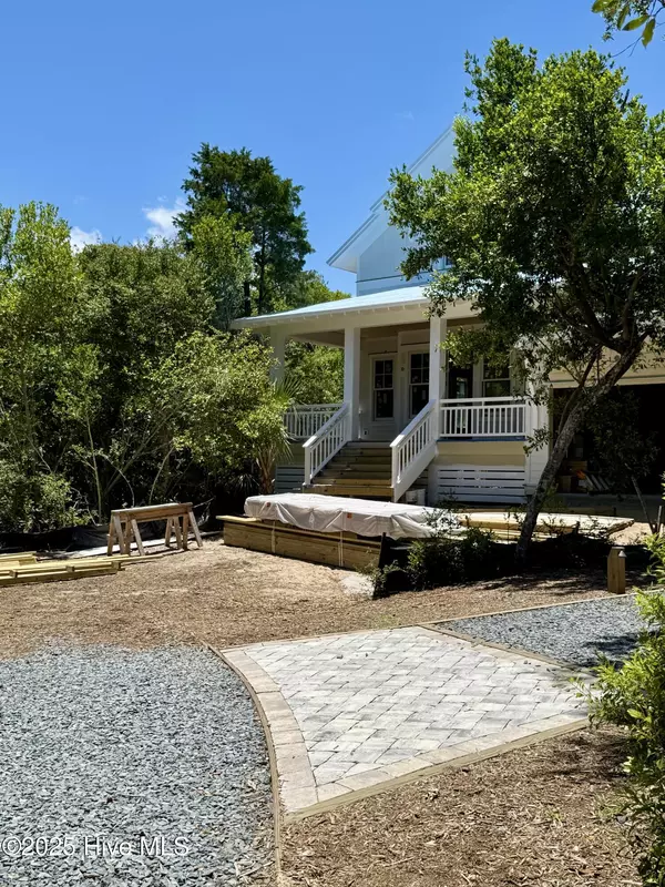 Bald Head Island, NC 28461,556 Chicamacomico WAY