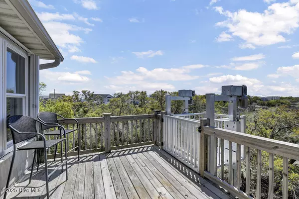 Surf City, NC 28445,105 Twilight CT