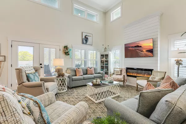 Oak Island, NC 28465,125 NE 34th ST