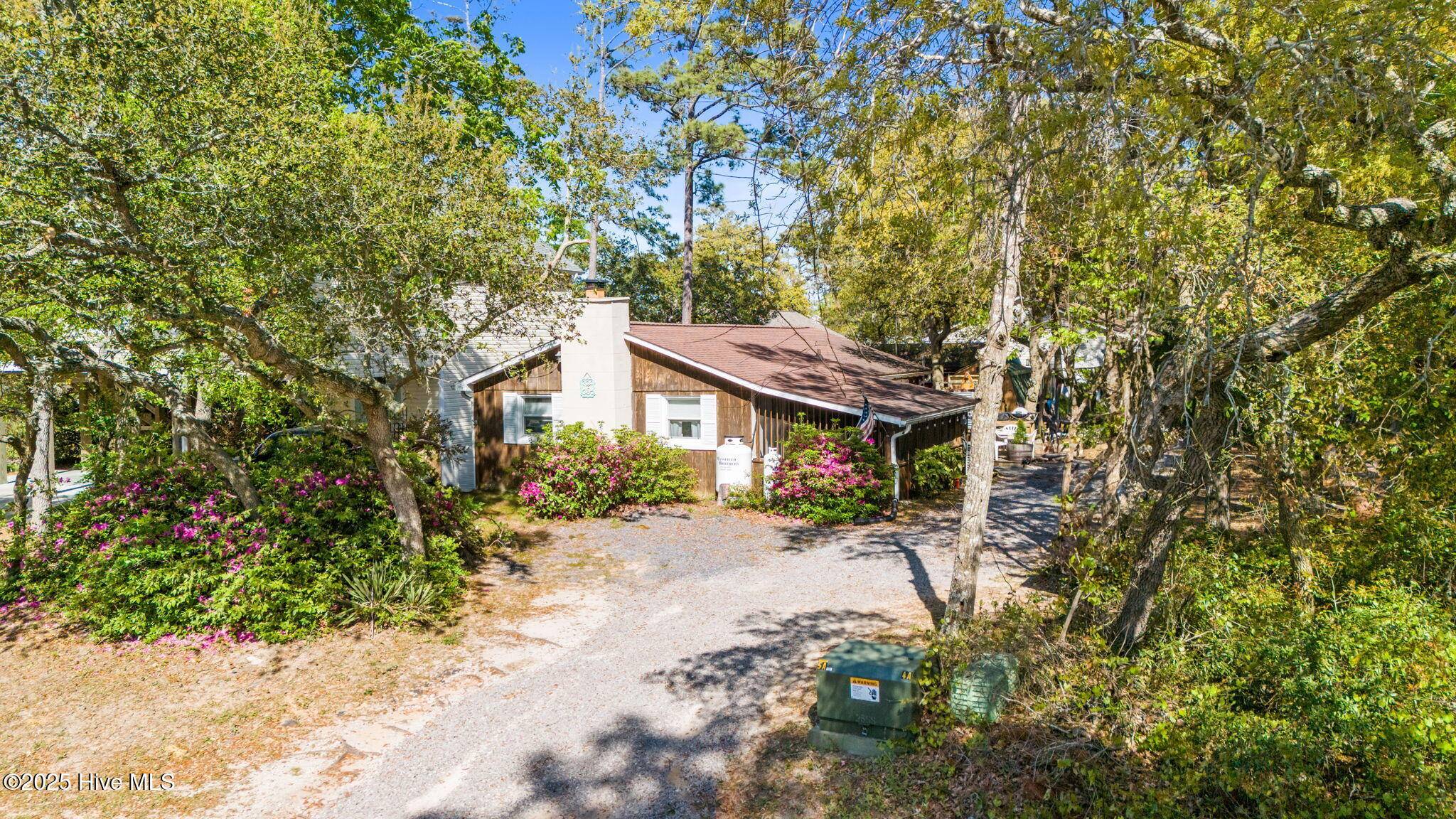 Oak Island, NC 28465,306 NE 55th ST