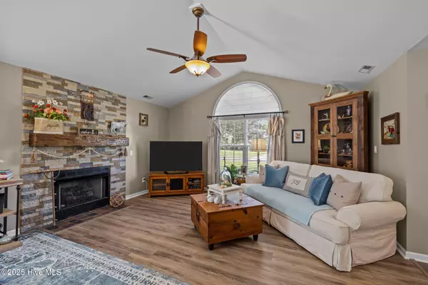 Newport, NC 28570,106 Casey LN