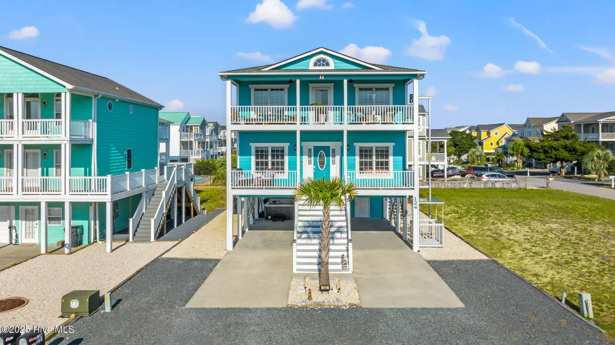 Holden Beach, NC 28462,124 Halstead ST