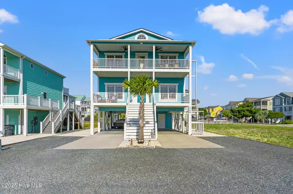 Holden Beach, NC 28462,124 Halstead ST