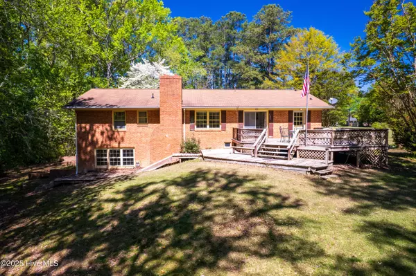 Hertford, NC 27944,721 Whedbee DR
