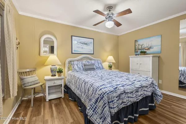 Atlantic Beach, NC 28512,1904 E Ft Macon RD #111 A P A T B