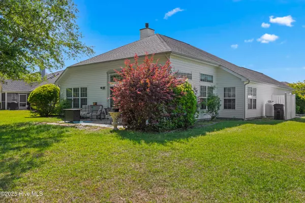 Calabash, NC 28467,915 Corn Planters CIR