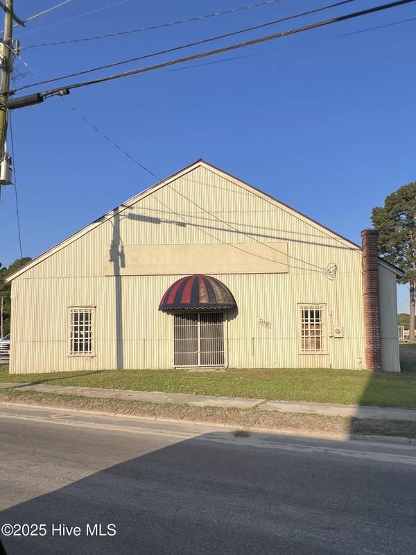 708 S Alston ST, Nashville, NC 27856