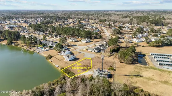 New Bern, NC 28562,204 Silverthorn CT