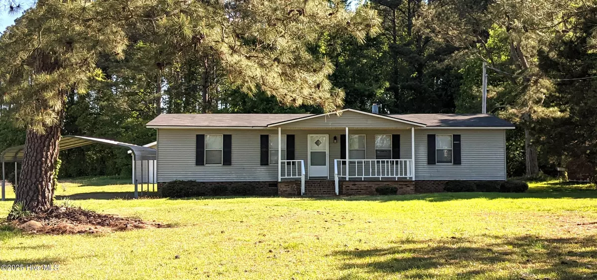 Walstonburg, NC 27888,8037 Us 264 A