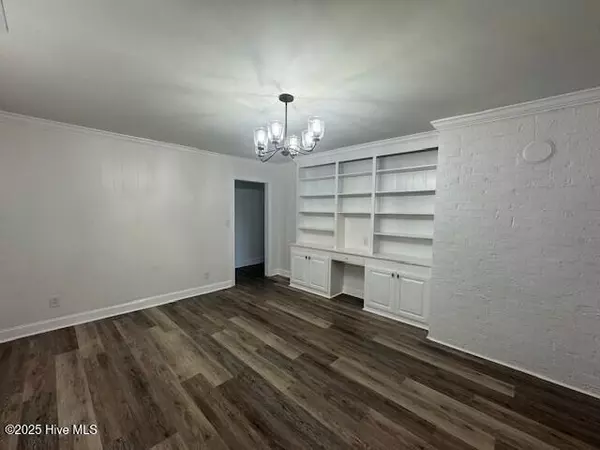 Winton, NC 27986,205 Mulberry ST