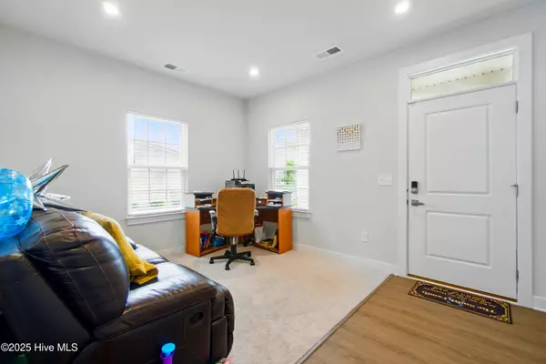Elizabeth City, NC 27909,3706 Goose Pond WAY