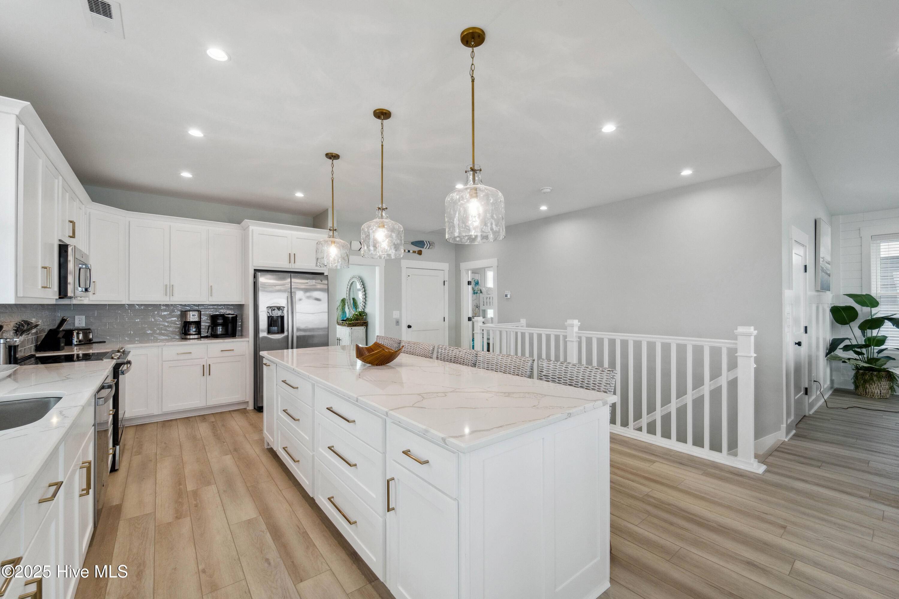 Surf City, NC 28445,604 S Shore DR