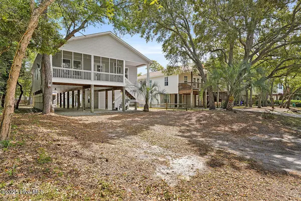 Oak Island, NC 28465,120 NE 27th ST