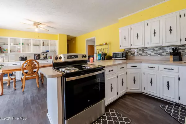 Elizabethtown, NC 28337,171 Summer Hill DR