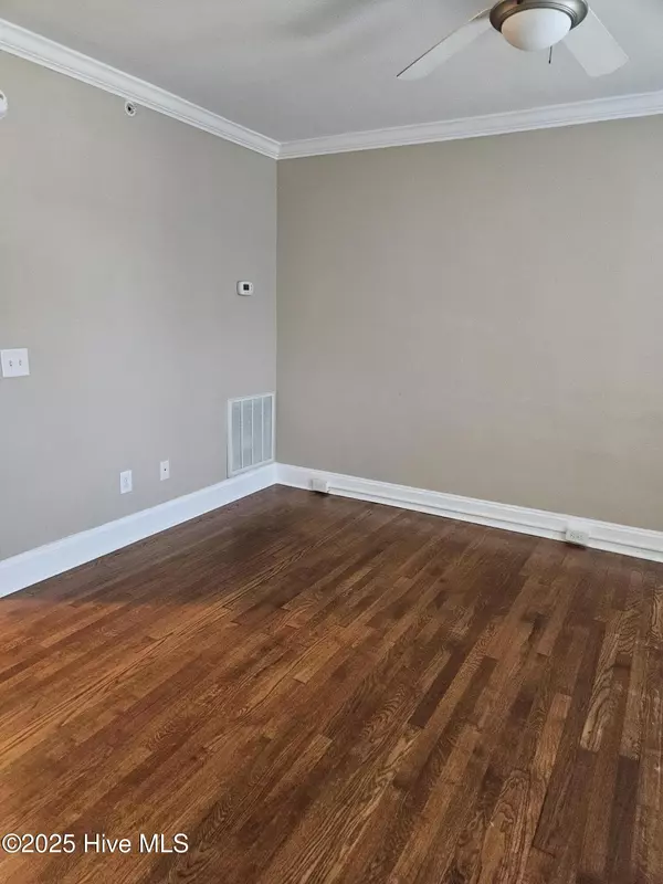 Pinehurst, NC 28374,80 Market SQ #7