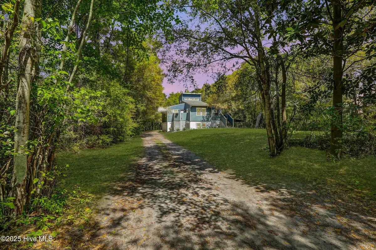 Newport, NC 28570,110 Bogue Loop RD