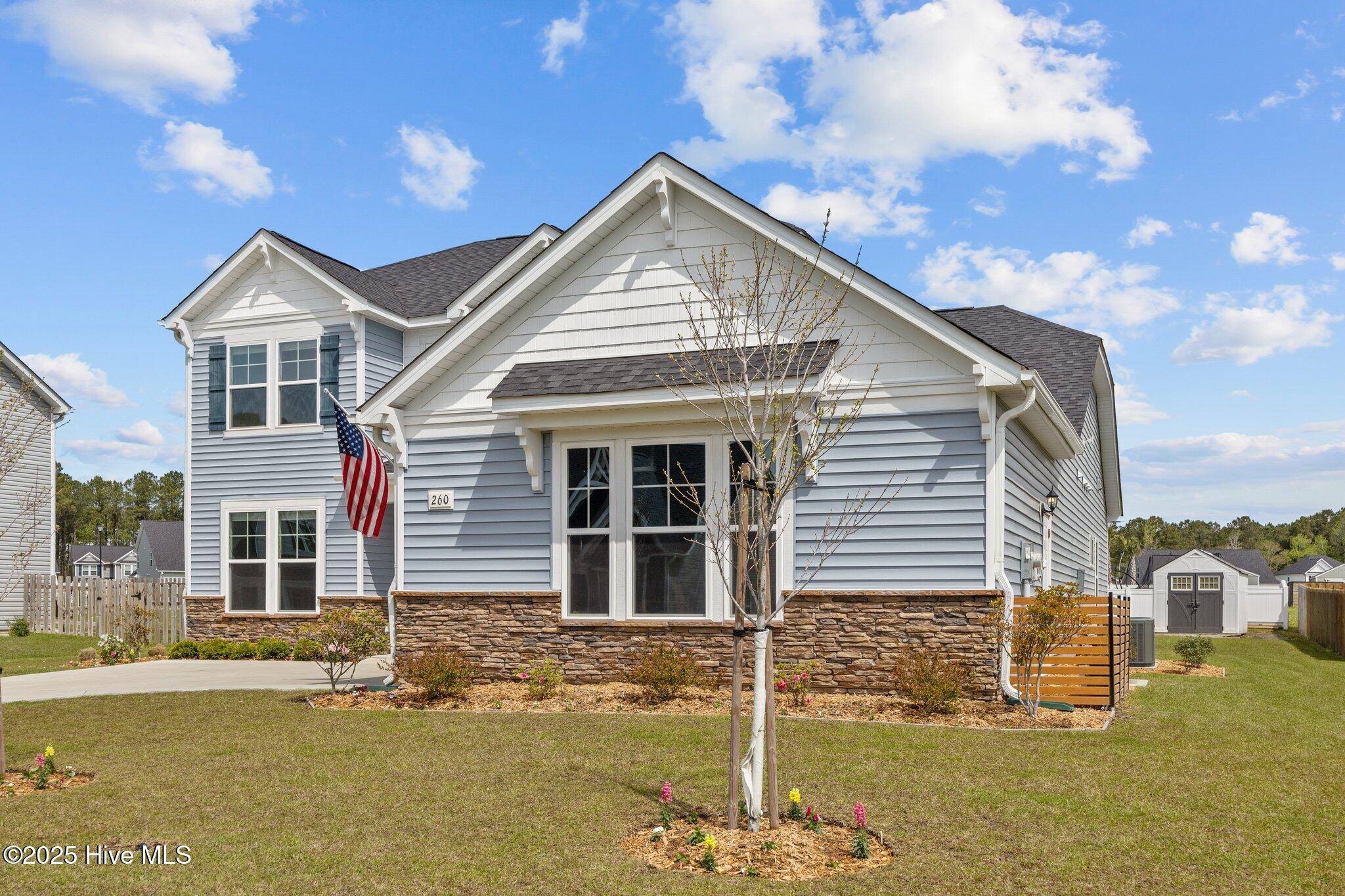 Sneads Ferry, NC 28460,260 E Red Head CIR
