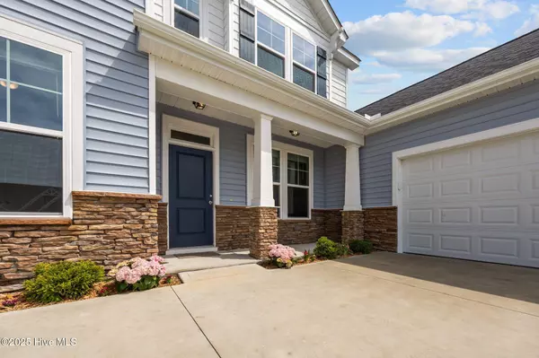 Sneads Ferry, NC 28460,260 E Red Head CIR