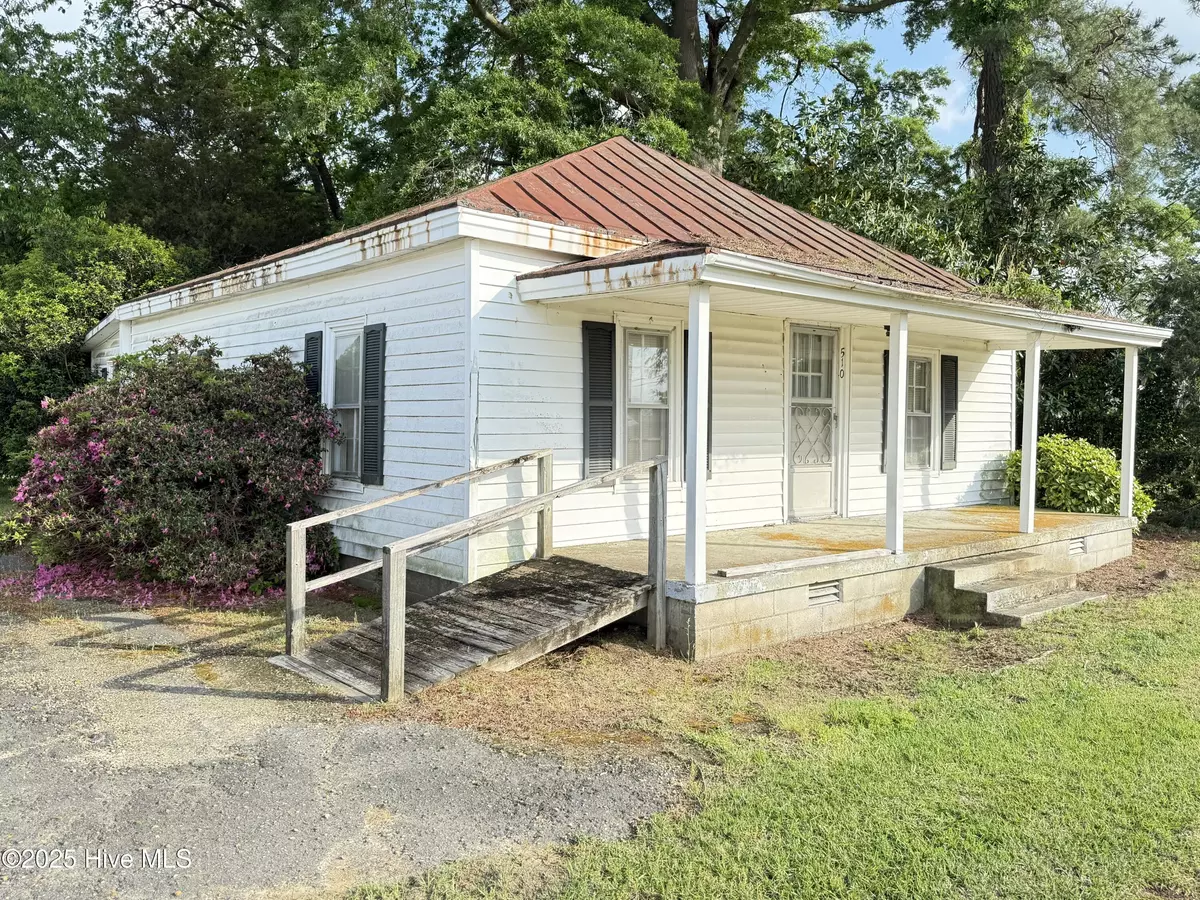 Calypso, NC 28325,510 NE Center ST
