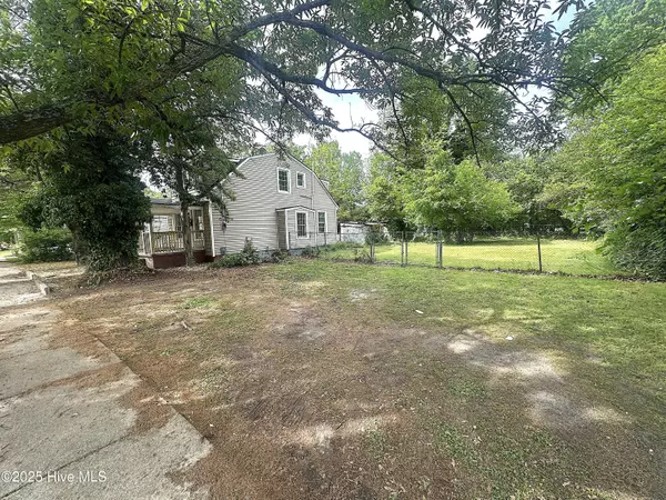 Wilson, NC 27893,505 Green ST E