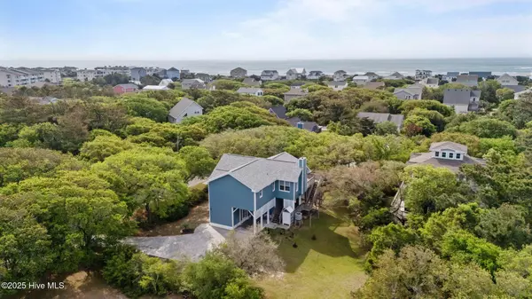 Emerald Isle, NC 28594,10516 Island CIR