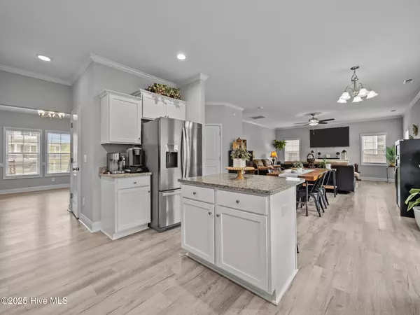 Hubert, NC 28539,664 Aria LN