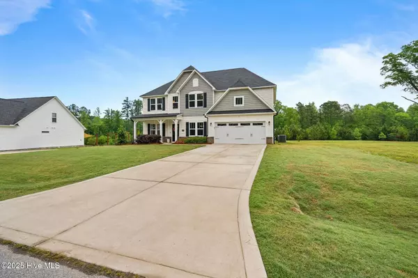 Smithfield, NC 27577,233 Berg ST