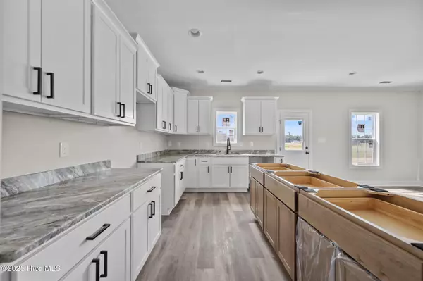 Beulaville, NC 28518,223 Wagon Ford RD