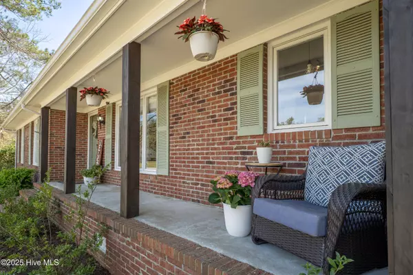 104 Cambridge CT, Havelock, NC 28532