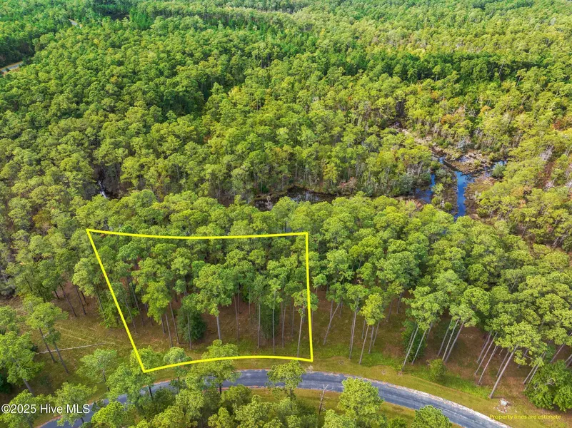 87 Broadview PT, Oriental, NC 28571