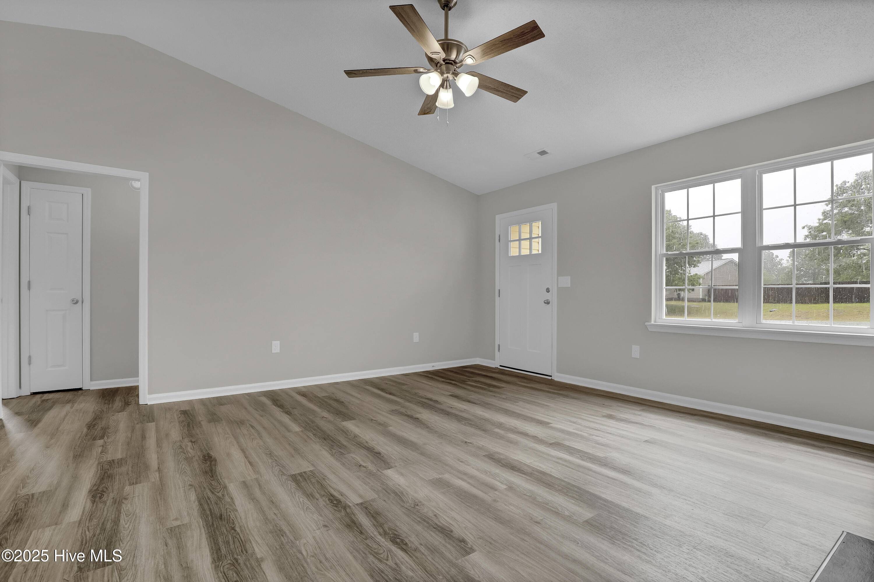 Richlands, NC 28574,147 Wheaton DR
