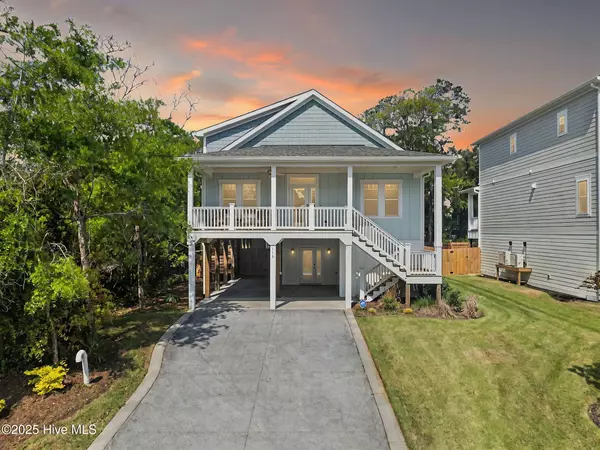 113 SW 22nd ST, Oak Island, NC 28465