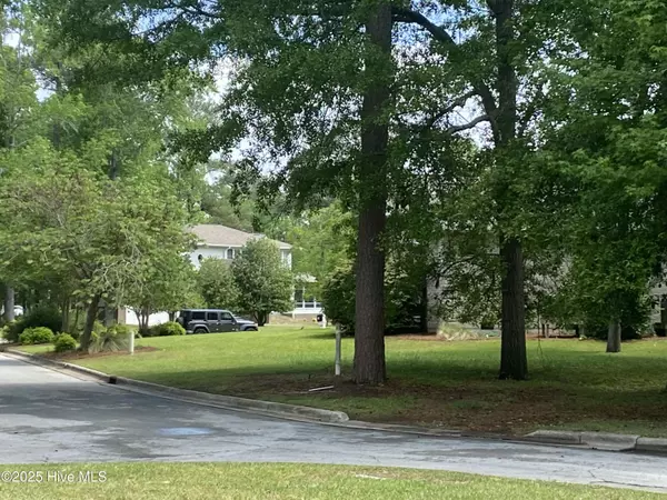 New Bern, NC 28562,165 Hawks Pond RD