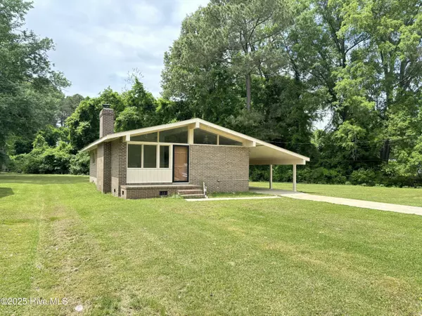 115 Cherry ST, Woodland, NC 27897