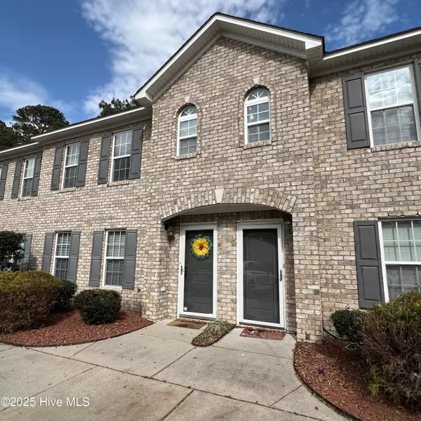 Greenville, NC 27858,1537 Pine Brook CT #C3