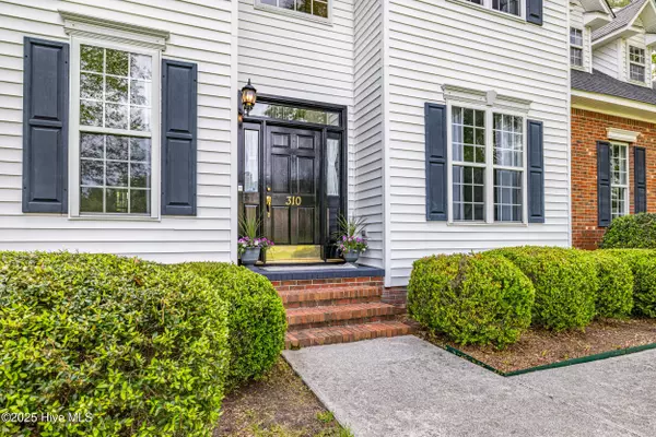 Jacksonville, NC 28540,310 Royal Bluff RD