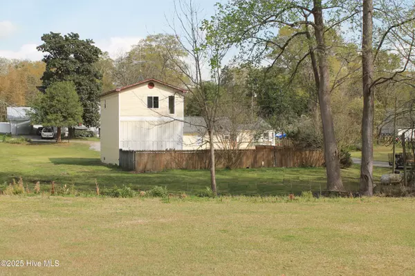 Cameron, NC 28326,136 Phillips ST