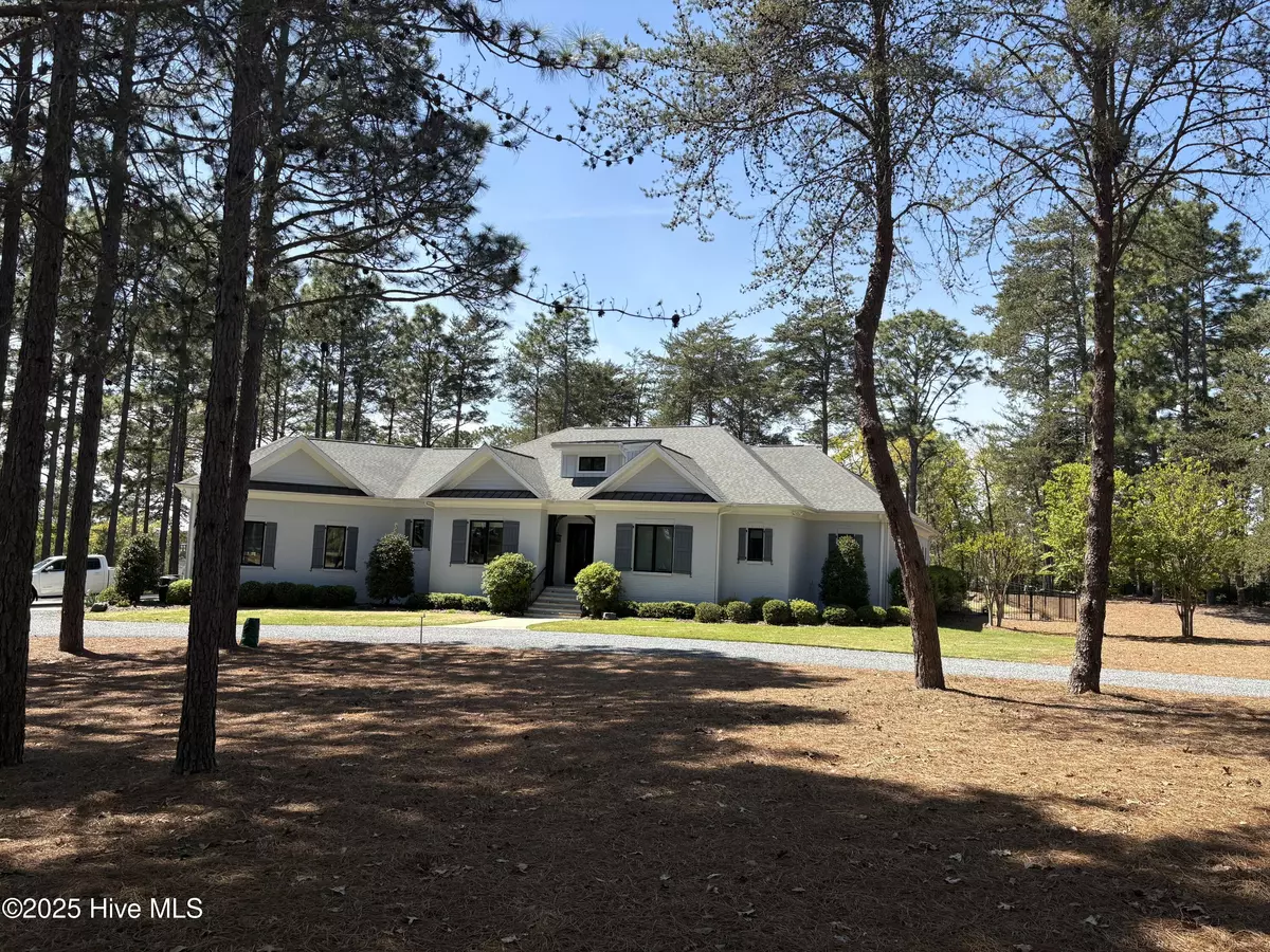Pinehurst, NC 28374,60 Quaker Ridge RD